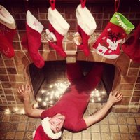 Tom Daley felicita la Navidad a sus seguidores con una divertida foto