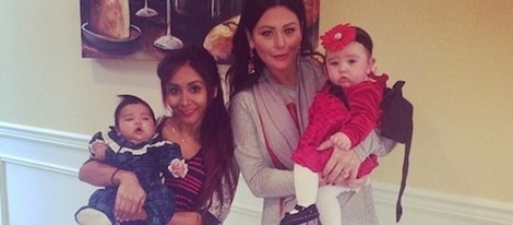 Snooki y JWoww felicitan la Navidad 2014 con sus hijas Giovanna y Meilani