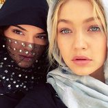 Kendall Jenner y Gigi Hadid en Abu Dhabi