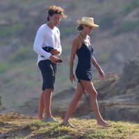 Heidi Klum y Vito Schnabel durante un día de montaña en San Bartolomé