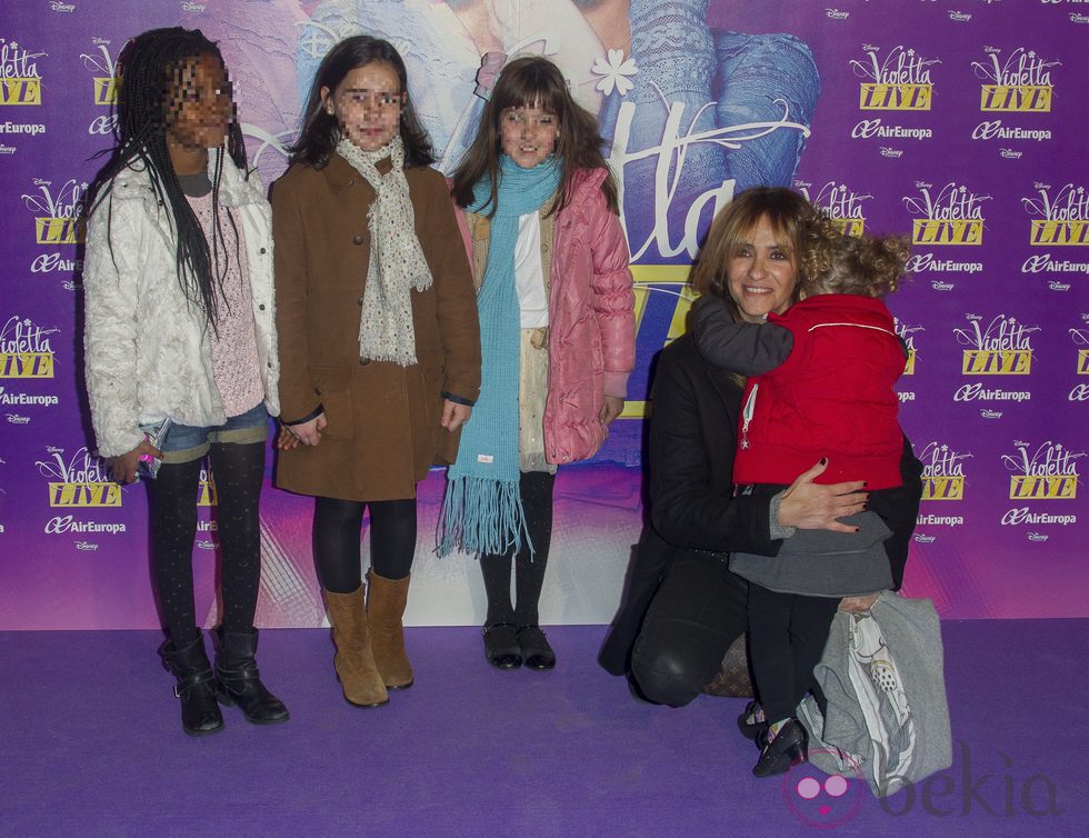 Melani Olivares en el concierto de Violetta en Madrid