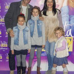 Óscar Higares en el concierto de Violetta en Madrid