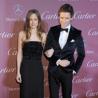 Eddie Redmayne y Hannah Bagshawe en el Festival de Palm Springs 2015