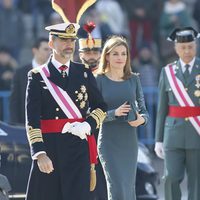 Los Reyes Felipe y Letizia llegando a la Pascua Militar 2015