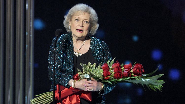 Betty White, nombrada Icono televisivo en los People's Choice Awards 2015