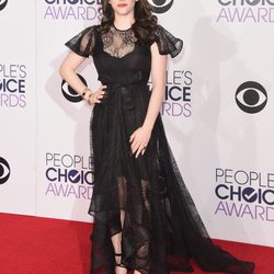 Kat Dennings en los People's Choice Awards 2015