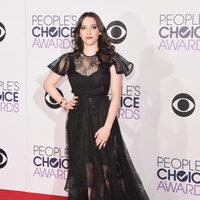 Kat Dennings en los People's Choice Awards 2015