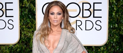 Jennifer Lopez en la alfombra roja de los Globos de Oro 2015