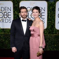 Jake Gyllenhaal y Maggie Gyllenhaal en la alfombra roja de los Globos de Oro 2015