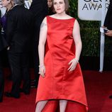 Lena Dunham en la alfombra roja de los Globos de Oro 2015