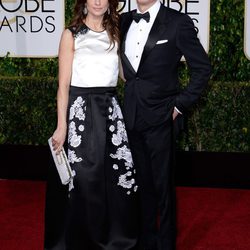 Livia y Colin Firth en la alfombra roja de los Globos de Oro 2015