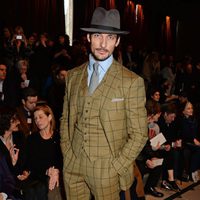 David Gandy en el desfile de Burberry otoño/invierno 2015 de la Semana de la Moda Masculina de Londres