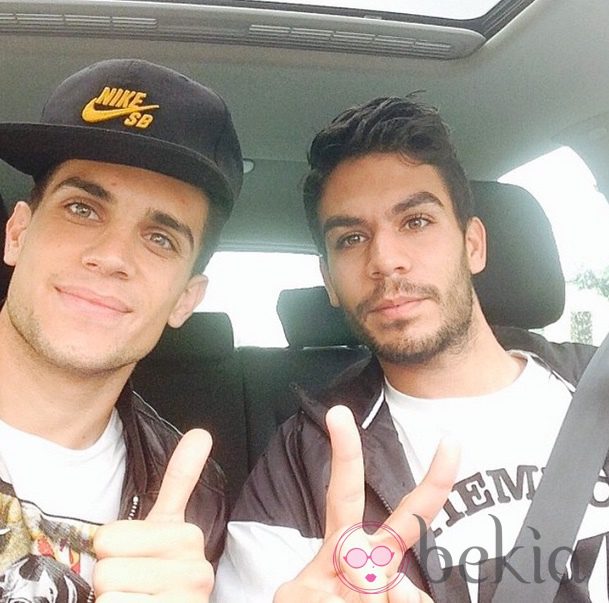 Marc Bartra y su hermano gemelo Eric