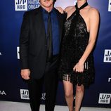 Sean Penn y Charlize Theron en la gala benéfica 'Help Haiti Home'