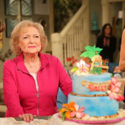 Betty White el día de su 93 cumpleaños