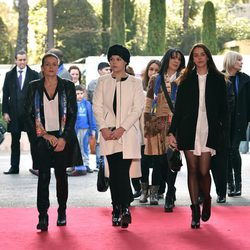 Estefanía de Mónaco, Camille Gottlieb y Pauline Ducruet en el Festival de Circo de Monte-Carlo 2015