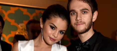 Selena Gomez y el dj ruso Zedd en la gala de los Globos de Oro 2015