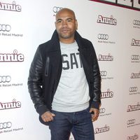 Santiago Zannou en la premiere de 'Annie' en Madrid