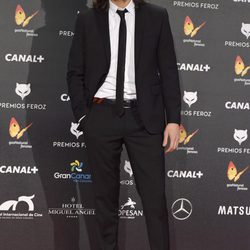 Aitor Luna en la alfombra roja de los Premios Feroz 2015