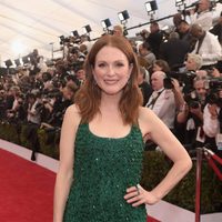 Julianne Moore en la alfombra roja de los Screen Actors Guild Awards 2015