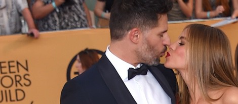 El beso de Sofia Vergara y Joe Manganiello en los premios Screen Actors Guild Awards 2015