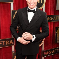 Eddie Redmayne en la alfombra roja de los Screen Actors Guild Awards 2015