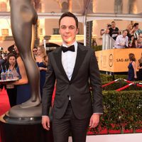 Jim Parsons en la alfombra roja de los Screen Actors Guild Awards 2015 