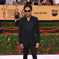 Lenny Kravitz en la alfombra roja de los Screen Actors Guild Awards 2015