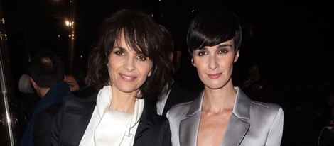 Paz Vega y Juliette Binoche en el desfile de Armani en la Semana de la Alta Costura primavera/verano 2015