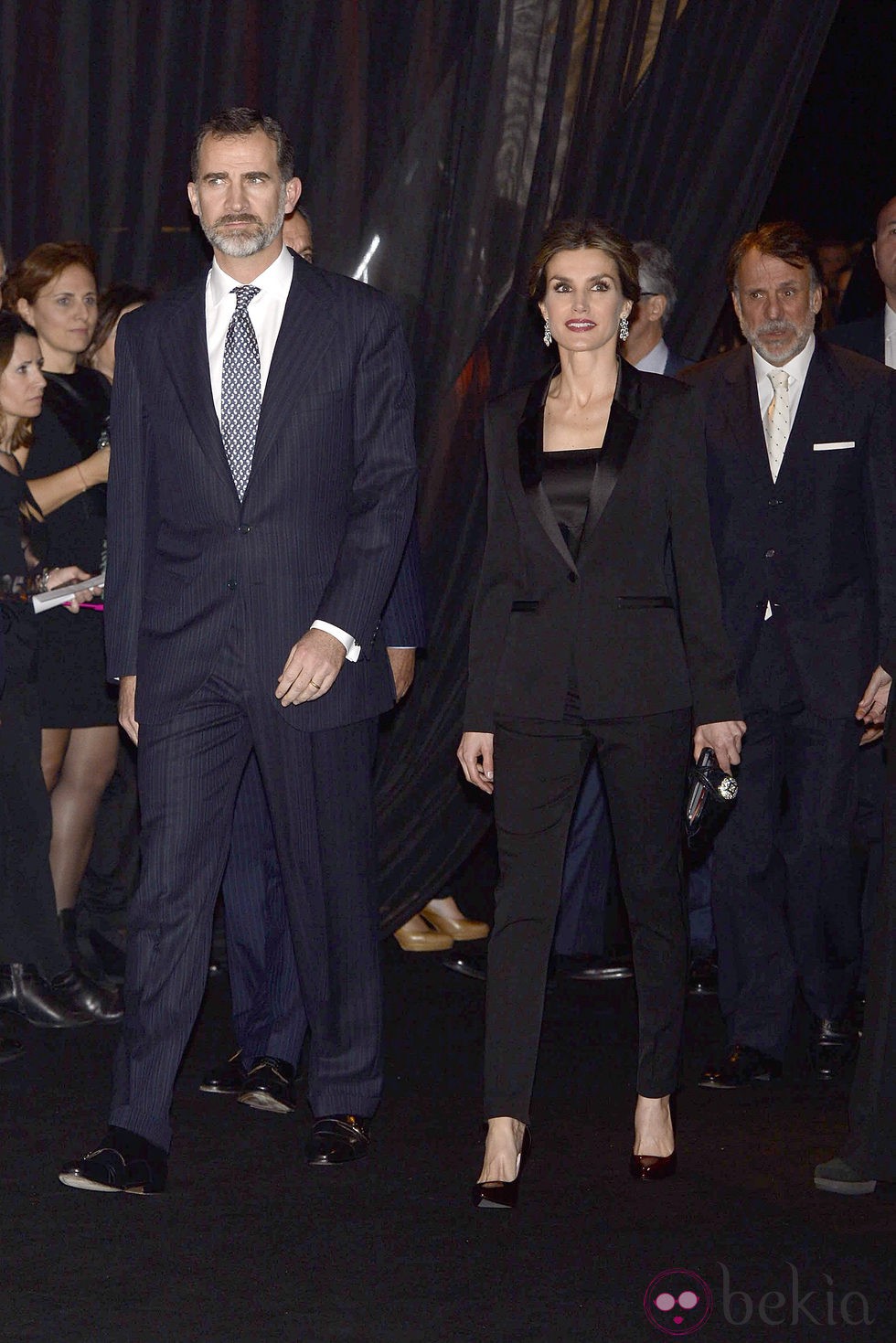 Los Reyes Felipe y Letizia llegando a la fiesta del 25 aniversario de Antena 3