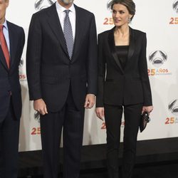 Los Reyes Felipe y Letizia en la fiesta del 25 aniversario de Antena 3