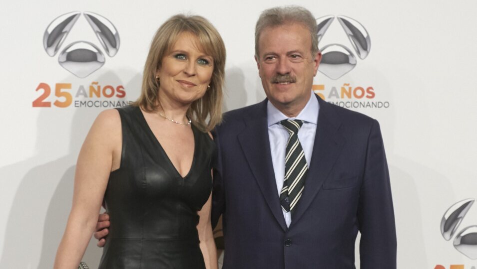 Manuel Campo Vidal y Maria Rey en la fiesta del 25º Aniversario de Antena 3