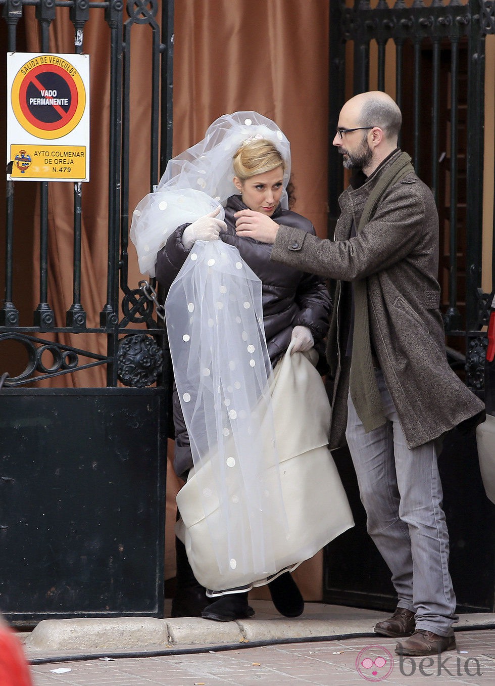 Cecilia Freire rodando una boda en 'Velvet'