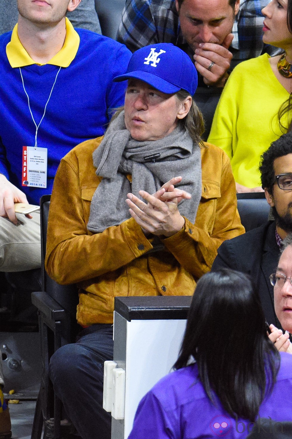 Val Kilmer asiste a un partido de baloncesto en Los Angeles