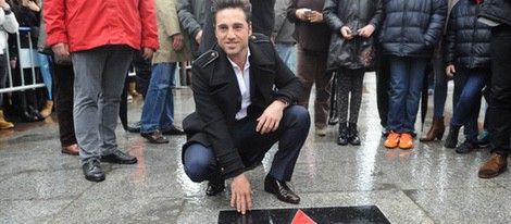 David Bustamante recibe una estrella en el 'Paseo de la Fama' de Santander