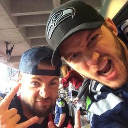 Chris Evans y Chris Pratt en la final de la Super Bowl 2015