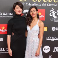 Bárbara Lennie y Mariam Bachir en los Premios Gaudí 2015