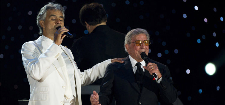 Tony Bennett canta junto a Andrea Bocelli en su 85 cumpleaños