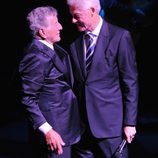 Bill Clinton y Tony Bennett en el 85 cumpleaños de Tony Bennett