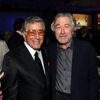 Robert De Niro y Tony Bennett en el 85 cumpleaños de Tony Bennett