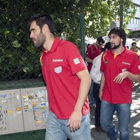 Sergio LLull y Fernando San Emeterio en la celebración de la victoria del Eurobasket 2011