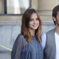 Ana de Armas y Marc Clotet desembarcan en San Sebastián para presentar 'La voz dormida'