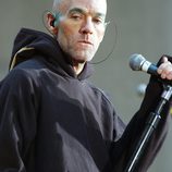 El cantante de REM Michael Stipe durante un concierto en Nueva York