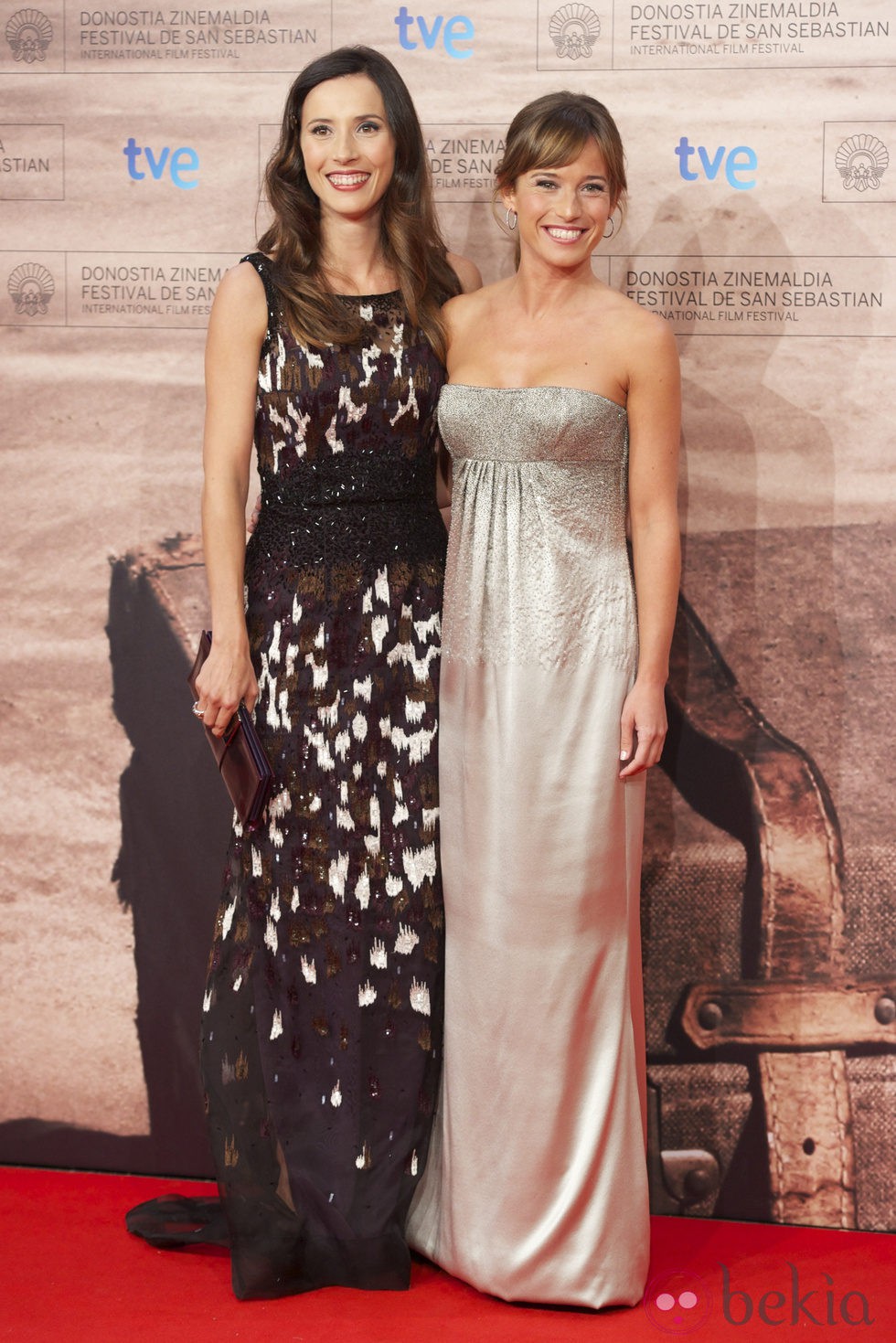 Barbara Goenaga y Marta Etura en la gala de clausura del Festival de San Sebastián 2011