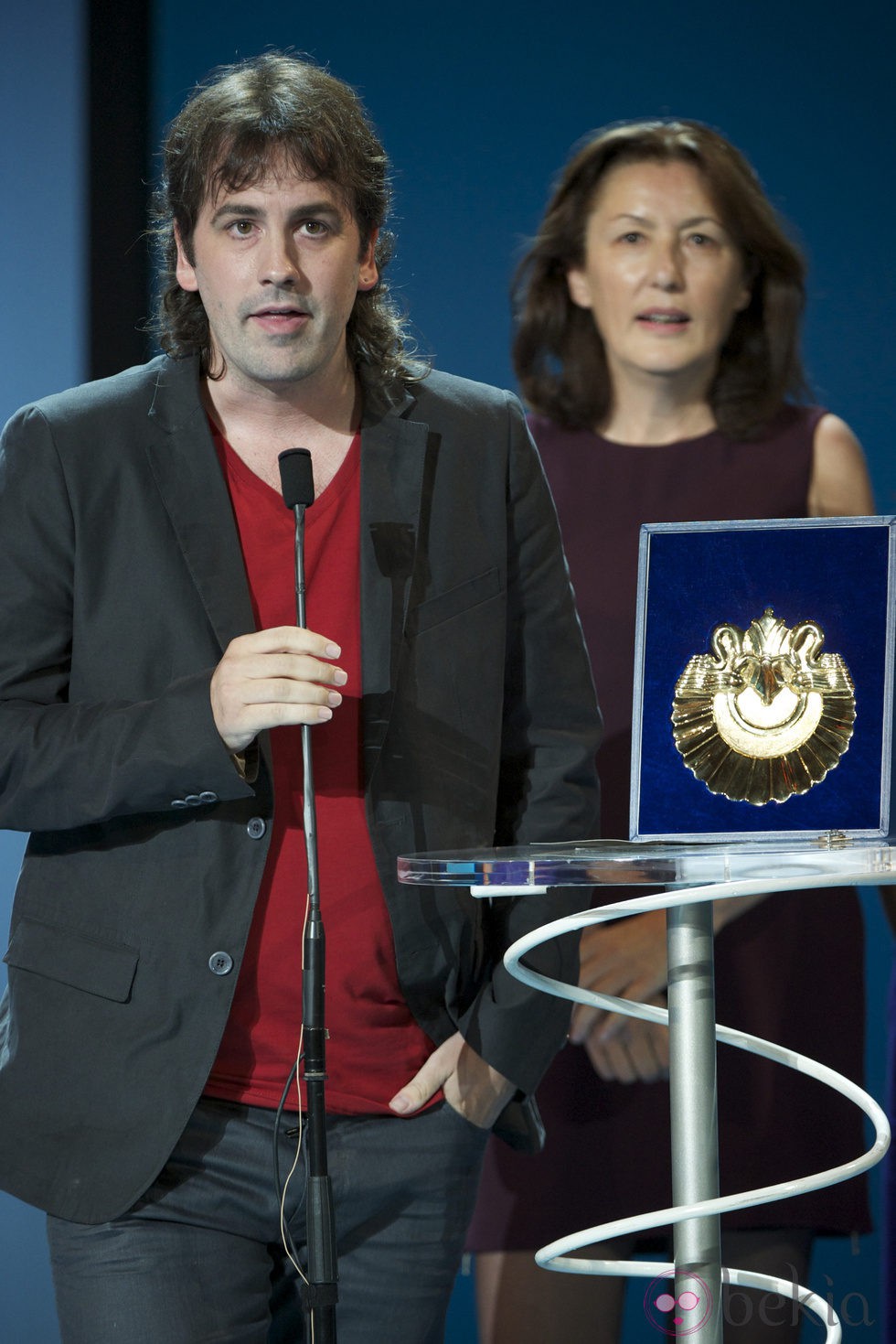 Isaki Lacuesta y Luisa Matienzo durante la gala de clausura del Festival de San Sebastián 2011