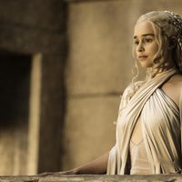 Emilia Clarke interpreta a Daenerys Targaryen en la quinta temporada de 'Juego de Tronos'