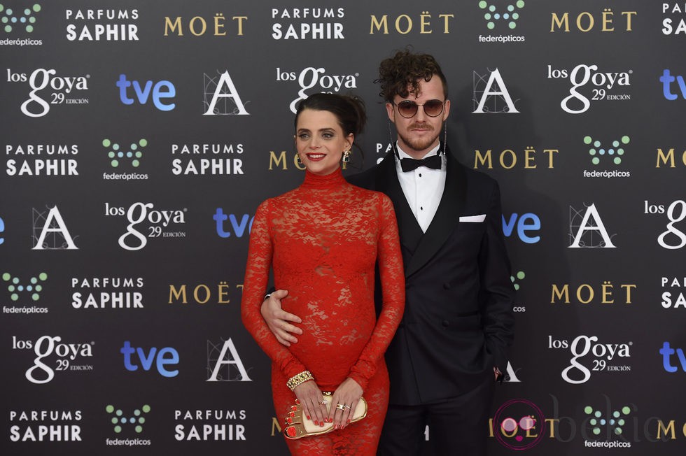 Macarena Gómez y Aldo Comas en la alfombra roja de los Goya 2015