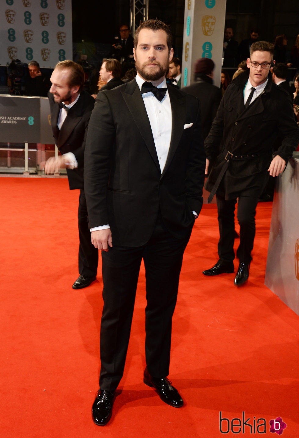 Henry Cavill estrena look en la alfombra roja de los BAFTA 2015