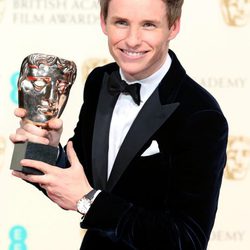 Eddie Redmayne, ganador del BAFTA 2015 al mejor actor