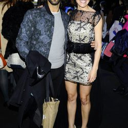 Matías Dumont y Raquel Sánchez Silva en el front row de Ion Fiz en Madrid Fashion Week otoño/invierno 2015/2016